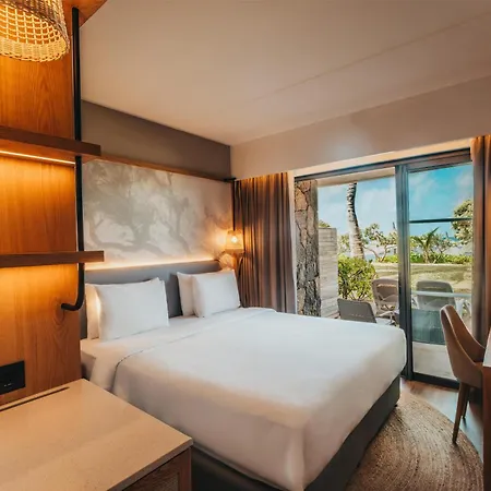 Radisson Blu Poste Lafayette Resort & Spa (Adults Only)-2